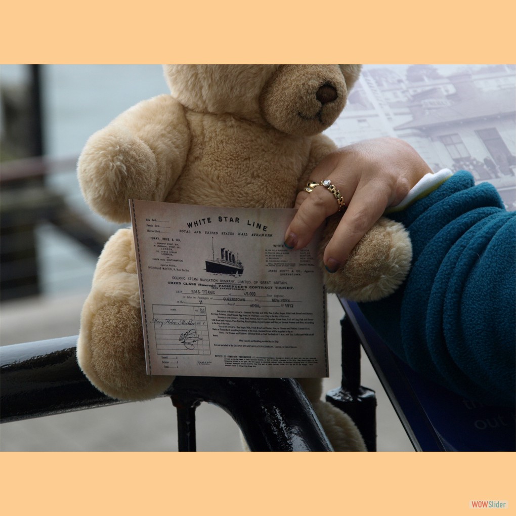 ... das Ticket hat er schon!